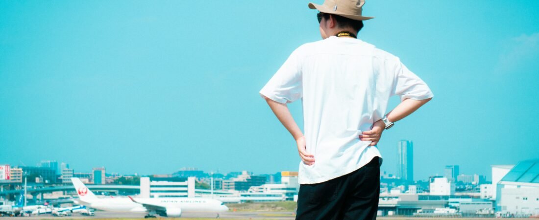 How to Stay Healthy During Long Flights: Complete Travel Wellness Guide